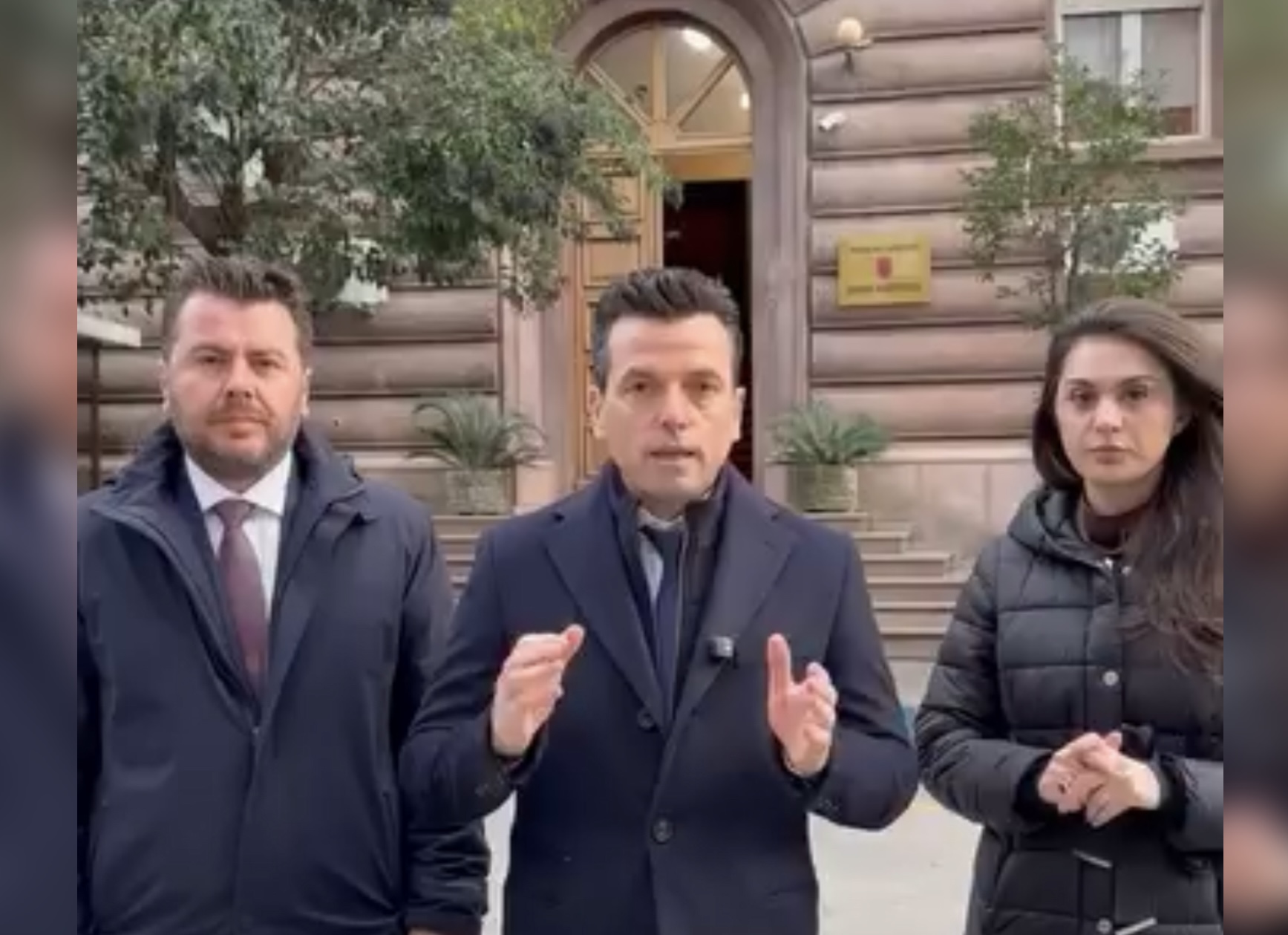 neser-vendimi-per-ballukun!-“te-korruptuarit-i-duam-para-drejtesise”,-shehaj-qytetareve:-ne-9:30-ju-pres-tek-gjykata-kushtetuese