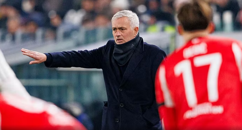 mourinho-mes-demtimeve-dhe-shqetesimeve:-krenar-per-lojtaret-e-mi,-por-kualifikimi-do-te-jete-i-veshtire