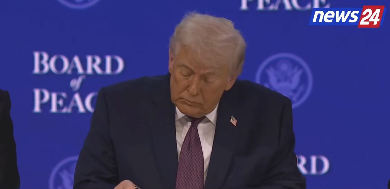 donald-trump-firmos!-nenshkruhet-ne-davos-marreveshja-per-bordin-e-paqes