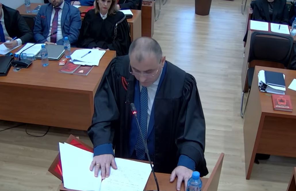 “nuk-plotesohen-kriteret-per-shqyrtim-kushtetues”,-spak-kundershton-ankimin-e-kryeministrise-ne-gjk-per-ballukun:-s’mund-ta-pengoje-hetimin-penal!