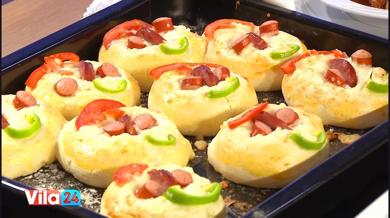 comlek-tradicional-me-mish-vici-dhe-qepe-dhe-simite-te-buta-te-mbushura-me-djathe/recetat-e-dites