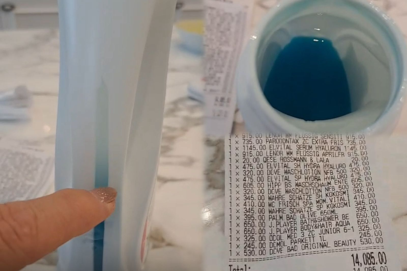 denoncimi-per-“rossmann-&-lala”!-qytetarja-paguan-detergjentin,-gjen-shishen-thuajse-te-boshatisur!