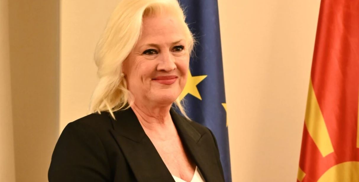 “per-me-shume-se-tre-dekada-i-kemi-treguar-botes-cfare-arrin-vendosmeria”/-ambasadorja-ageler:-shba-te-gjithmone-prane-maqedonise-se-veriut