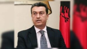 “asnje-material-nuk-kam-marre,-lexuar-apo-shperndare”-pjese-e-dosjes-per-hakerimin-e-spak,-anton-martini-mohon-akuzat:-krejtesisht-dashakeqe!