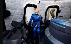 historike-ne-hapesire,-per-here-te-pare-nje-person-me-karroce-kalon-kufirin-e-tokes