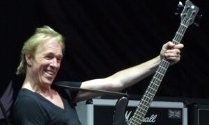 arti-ne-zi!-vdes-basisti-i-grupit-legjendar-“scorpions”