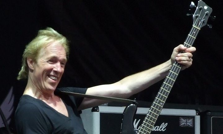 arti-ne-zi!-vdes-basisti-i-grupit-legjendar-“scorpions”