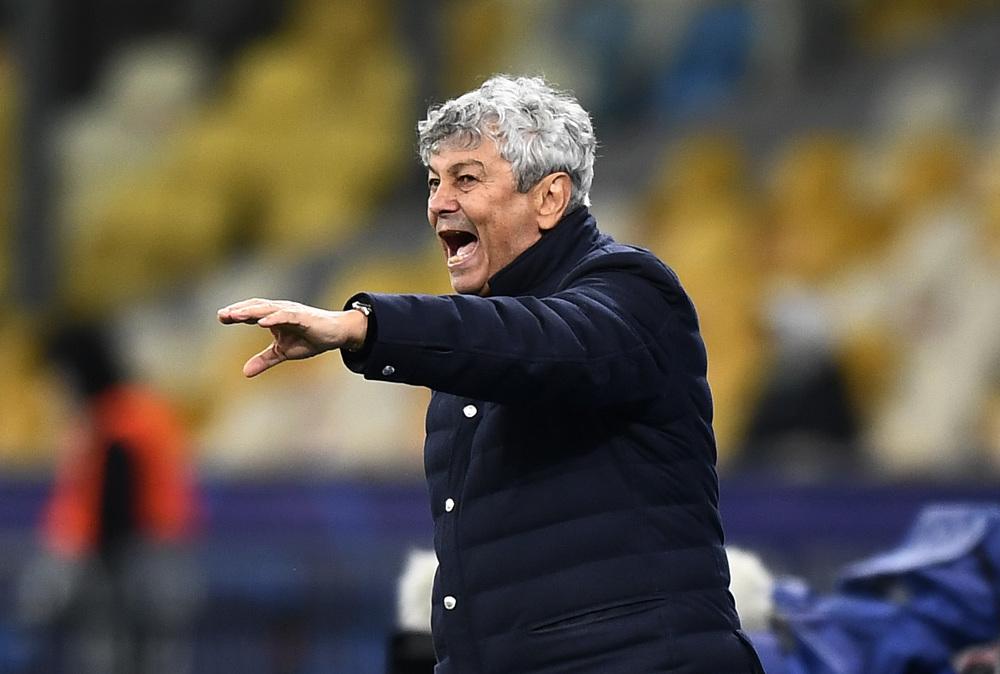 rumania-ne-ankth-per-trajnerin-e-vet-80-vjecar,-lucescu-ne-spital-para-“play-off”-it