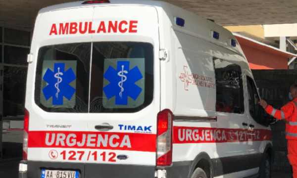 aksident-i-rende-prane-paraburgimit-te-elbasanit,-tre-te-plagosur,-nje-ne-gjendje-kritike