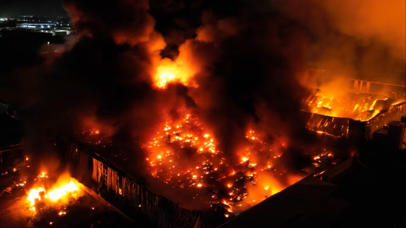 video/-shperthim-ne-nje-fabrike-te-paligjshme-kokaine-ne-kolumbi,-9-te-vdekur-dhe-10-te-plagosur