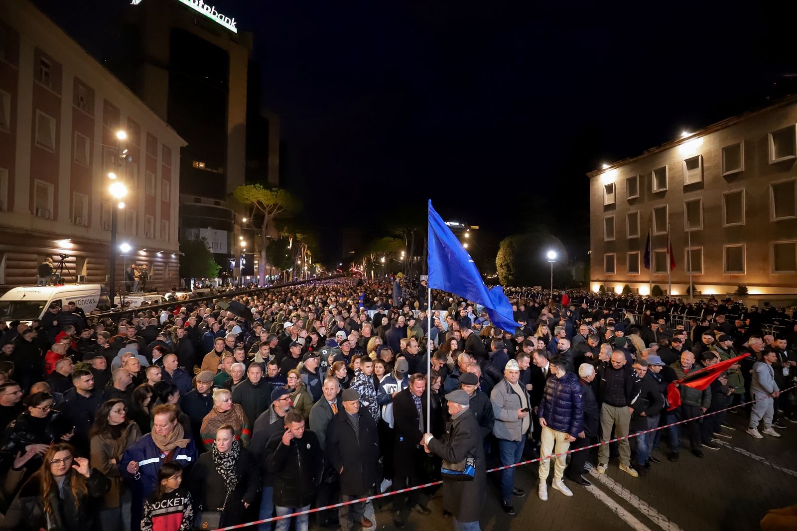 “rama-mungoi-ne-davos-se-nuk-e-donte-salla”,-berisha:-ishte-ne-kuvend-duke-mbrojtur-lubi-ballukun-dhe-duke-share-opoziten