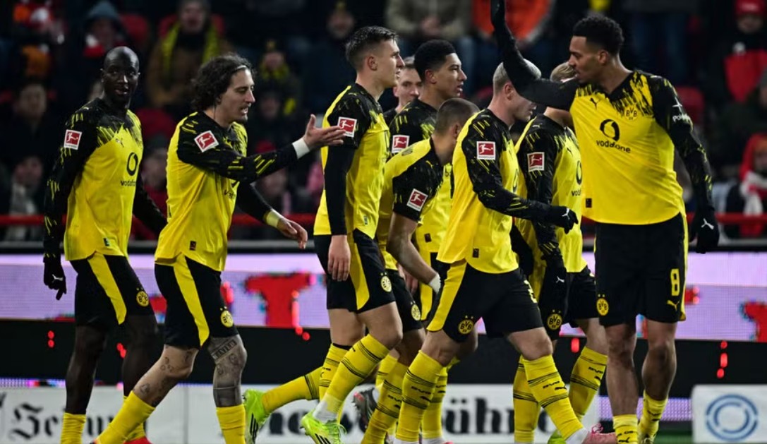 dortmund-me-fitore-bindese-ne-transferte-dhe-ngushton-diferencen-me-bayern-ne-8-pike-(video)