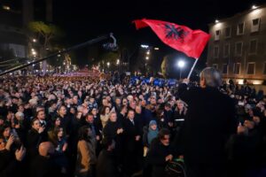 berisha:-sot-ne-jemi-ne-kilometrin-e-fundit,-me-ndihmen-e-zotit-asgje-nuk-do-na-ndale-drejt-fitores-tone.-kjo-eshte-stina-jone,-tani-te-bashkohemi-per-te-permbysur-kete-qeveri-dhe-per-te-krijuar-qeveri-teknike