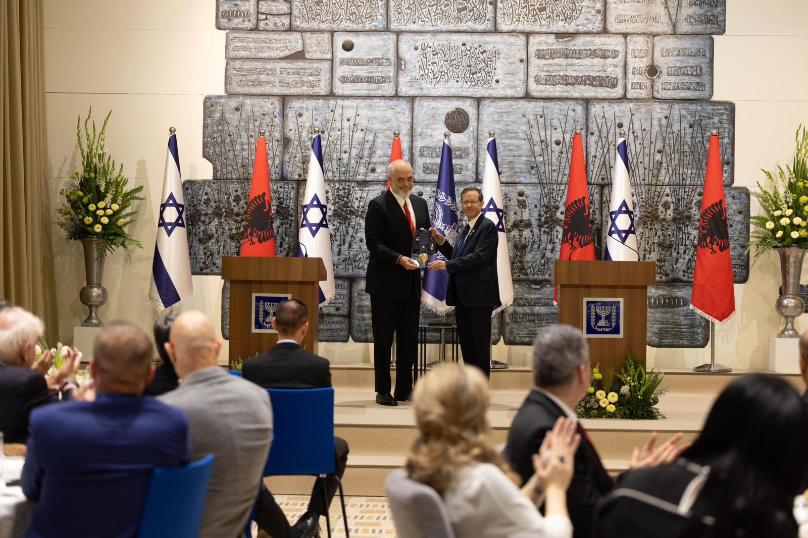 nga-takimi-koke-me-koke-me-netanyahun-te-fjalimi-ne-knesset/-rama-vizite-zyrtare-ne-izrael,-zbardhet-axhenda-e-kryeministrit