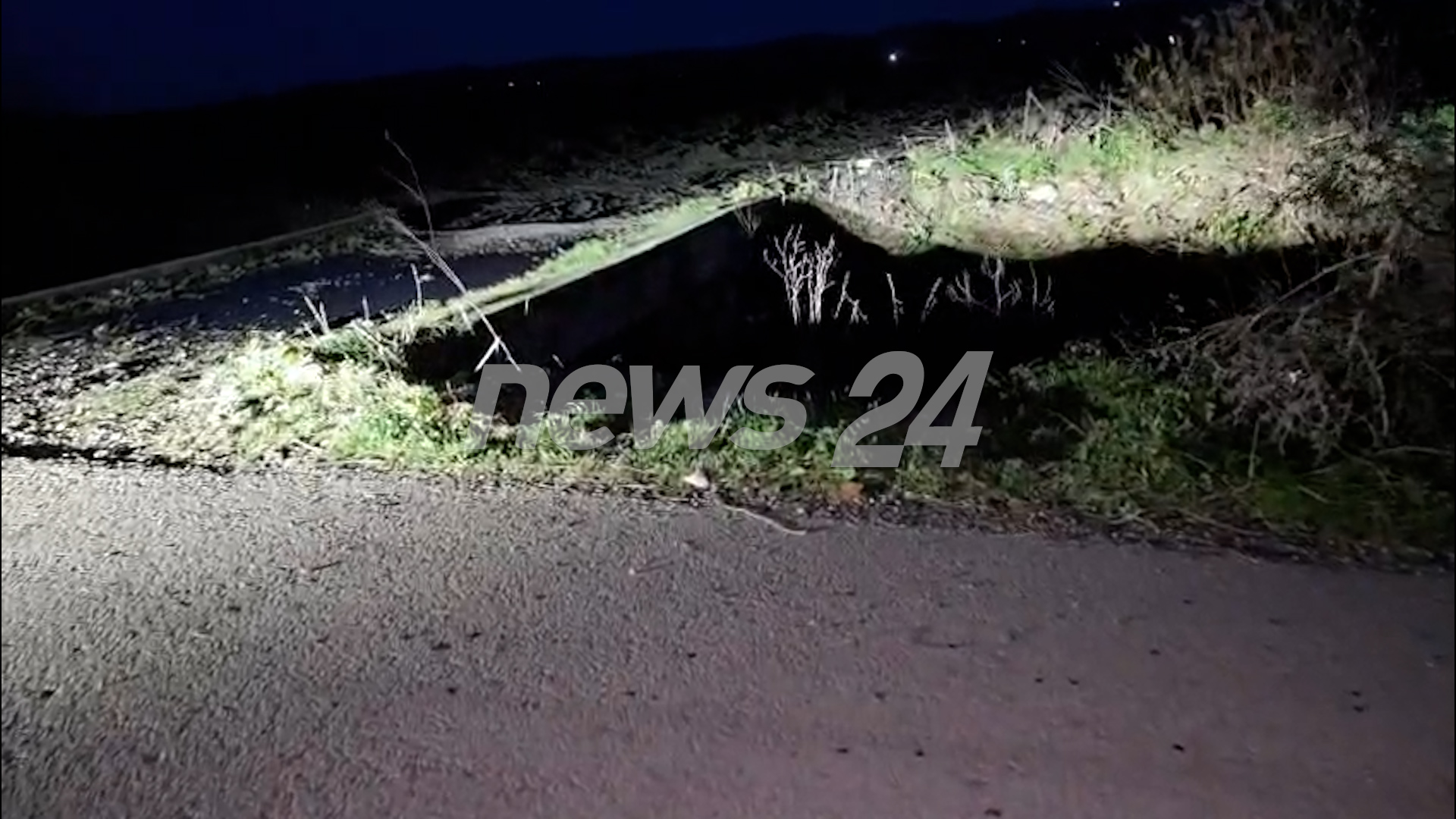 aksident-ne-aksin-fier-libofshe/-nderron-jete-rruges-per-ne-spital-35-vjecari-(video)