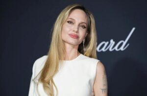 nisin-spekulimet/-nxjerr-ne-shitje-shtepine-e-saj-ne-los-angelos,-a-po-largohet-angelina-jolie-nga-amerika?