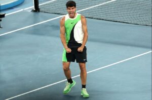 australian-open/-alcaraz-siguron-gjysmefinalen,-nr.1-i-botes-mund-paster-de-minaur,-tani-sfidon-zverev