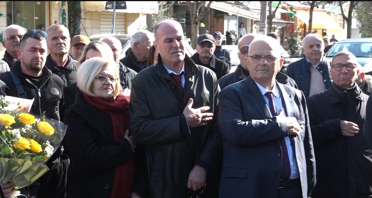 unioni-mbarekombetar-i-integrimit-te-te-burgosurve-dhe-te-perndjekurve-politike-te-shqiperise-nderon-patriotet-dibrane-ne-diten-boterore-te-holokaustit