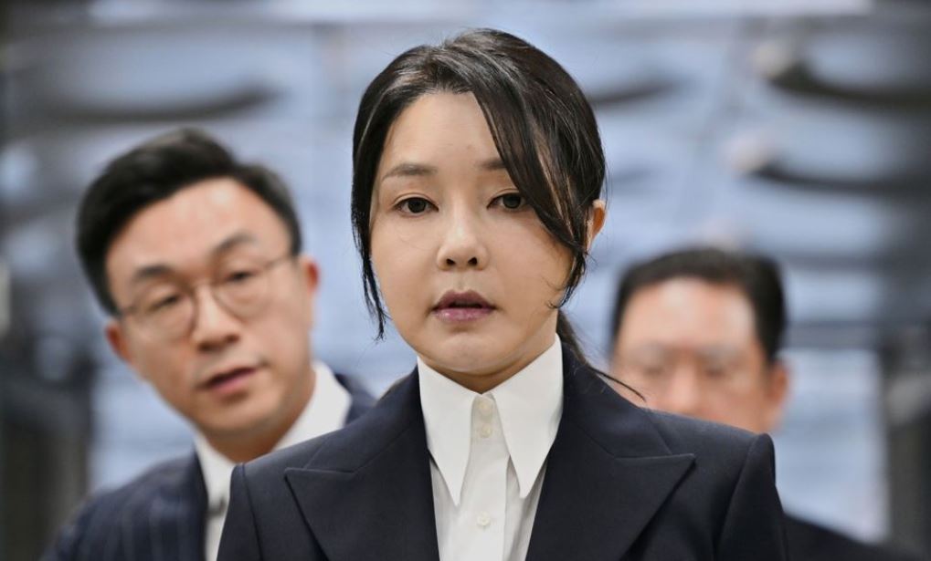 mbi-550-mije-dollare-rryshfet/-20-muaj-burg-per-ish-zonjen-e-pare-te-korese-se-jugut,-kush-eshte-“marie-antoinette”-e-seulit