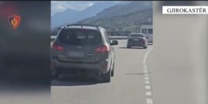 kapen-me-34-kg-kanabis-ne-makine,-do-e-transportonin-ne-greqi,-dy-te-arrestuar-ne-gjirokaster