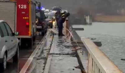 e-rende-ne-shkoder!-makina-del-nga-rruga-dhe-bie-nga-ura-e-spatharit