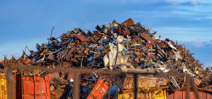 polonia-kerkon-nderhyrjen-e-be-se-pasi-ukraina-ndalon-eksportet-e-metaleve-te-skrapit