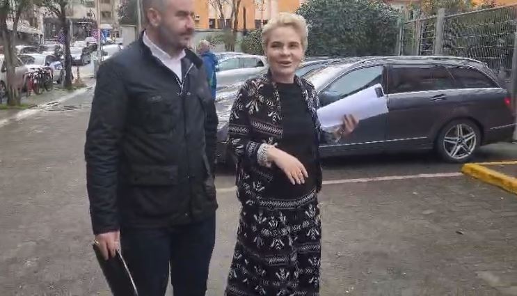 sot-seanca-paraprake-ne-gjkko,-kryemadhi-dhe-avokati-i-metes-shkojne-ne-gjykate