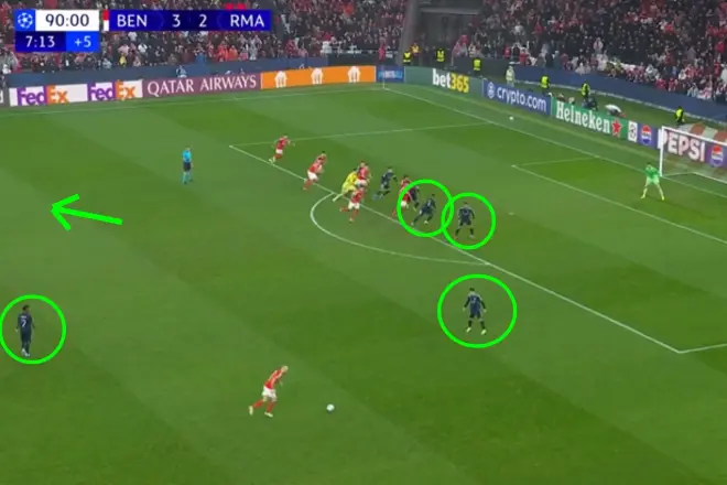 “te-na-vije-pak-turp”;-imazhi-qe-tregon-kaosin-foshnjarak-te-real-madridit