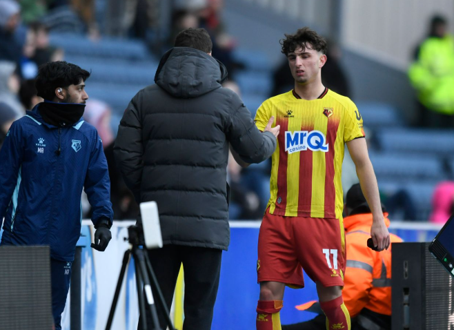 “do-rikthehem-me-i-forte-se-kurre”,-vata-peson-tjeter-demtim,-jashte-fushave-per-nje-kohe-te-gjate