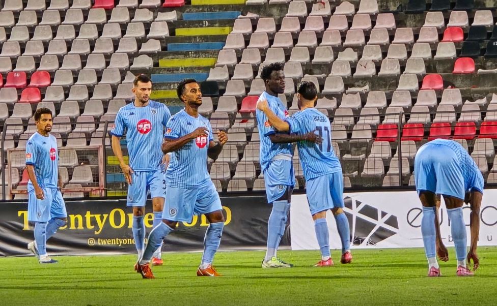 dinamo-siguron-dy-lojtare,-dobeson-rivalin-para-ndeshjes