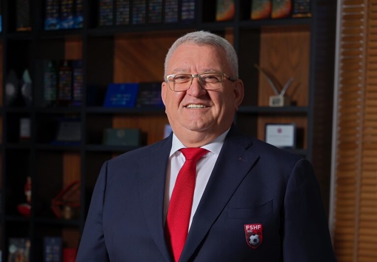 duka-i-vetem-ne-gare-per-kreun-e-fshf-se,-13-emra-per-anetare-te-komitetit-ekzekutiv