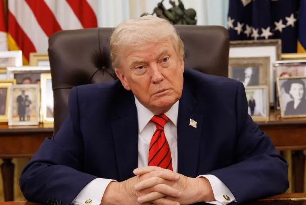 “qellimi-eshte-ndryshimi-i-regjimit”,-reuters:-trump-po-shqyrton-sulme-te-reja-ndaj-iranit