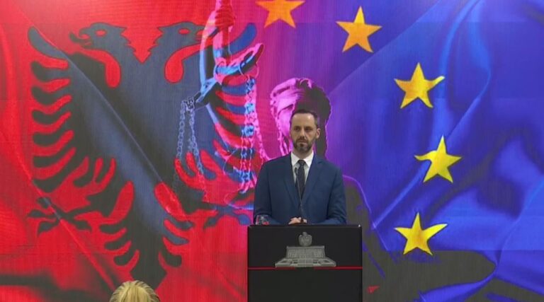 spak-kerkon-arrestimin-e-ballukut/-lamallari-per-imunitetin-e-saj:-qendrimi-i-shumices-i-qarte!-kushtetuta-percakton…