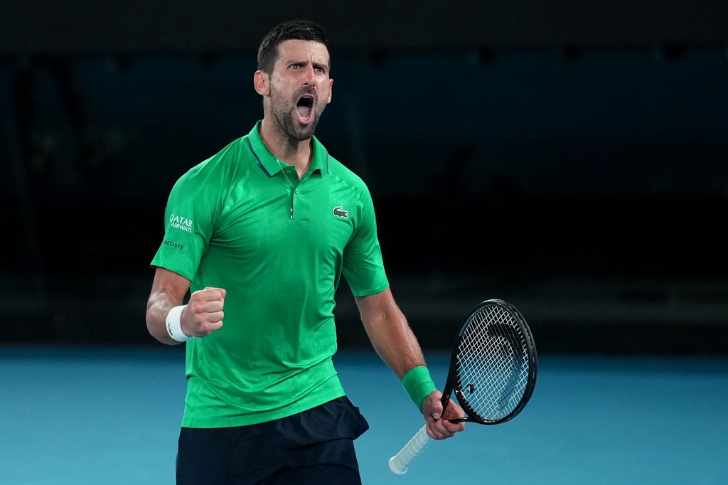 djokovic-mposht-sinner-dhe-shkon-ne-finalen-e-australian-open,-italiani-dorezon-titullin