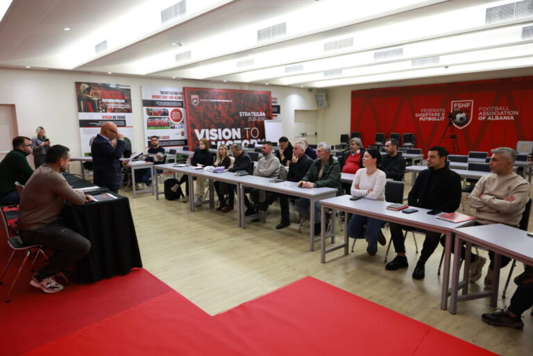 ervin-bulku-zhvillon-trajnim-per-organizimin-e-ekipeve-kombetare-te-moshave