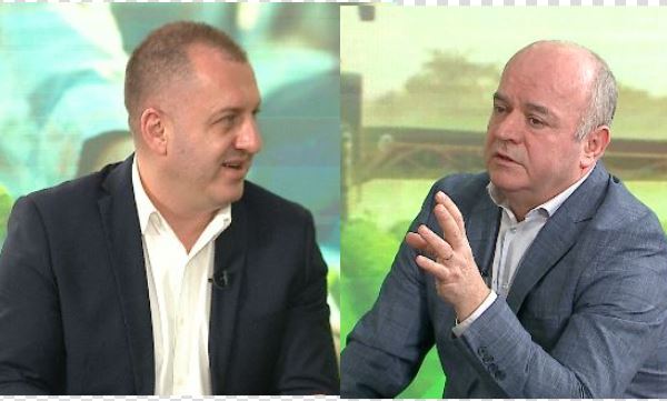 bujqesia-shqiptare-mbijeton,-por-nuk-zhvillohet/-fermeri:-rreth-200-mije-euro-deme-nga-permbytjet,-asnje-ndihme-nga-shteti!-pedagogu-vuksani:-duhen-para!