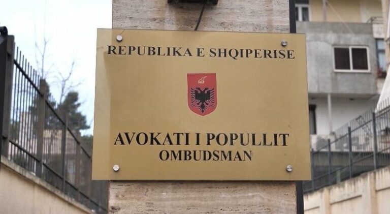 protesta-e-adriatik-lapajt/-avokati-i-popullit-do-te-dergoje-vezhgues-ne-terren,-endri-shabani:-strukturat-tona-ne-polici-e-spitale