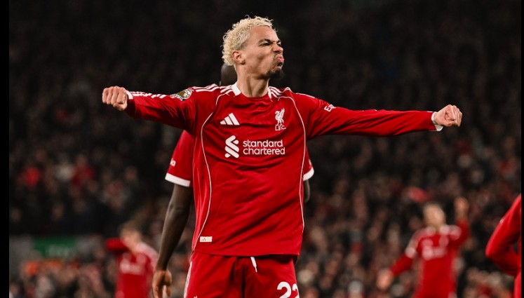 liverpool-ben-permbysjen-e-madhe-per-dy-minuta,-ekitike-i-jashtezakonshem-(video)