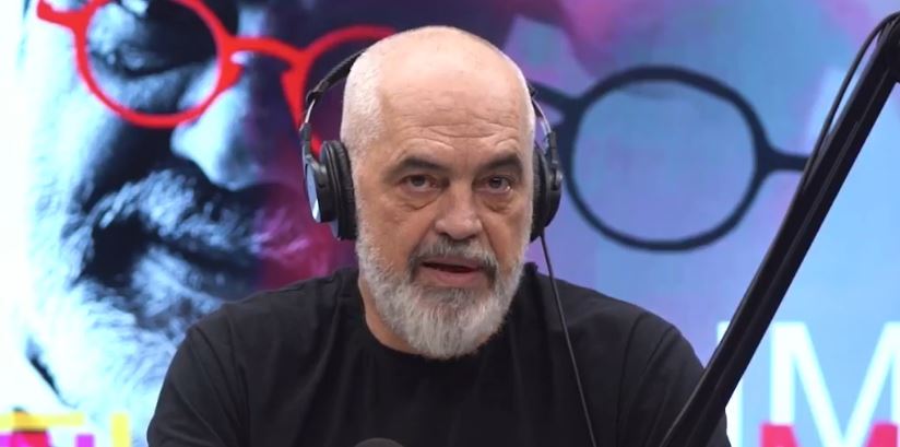 shkrirja-e-kadastres-ne-vlore,-rama:-sherbimi-do-te-jete-online-dhe-pa-sportele!-te-tjera-drejtori-do-zhvendosen