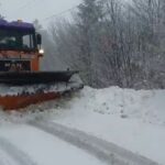 korce/-reshjet-e-debores-“pushtojne”-disa-akse-rrugore