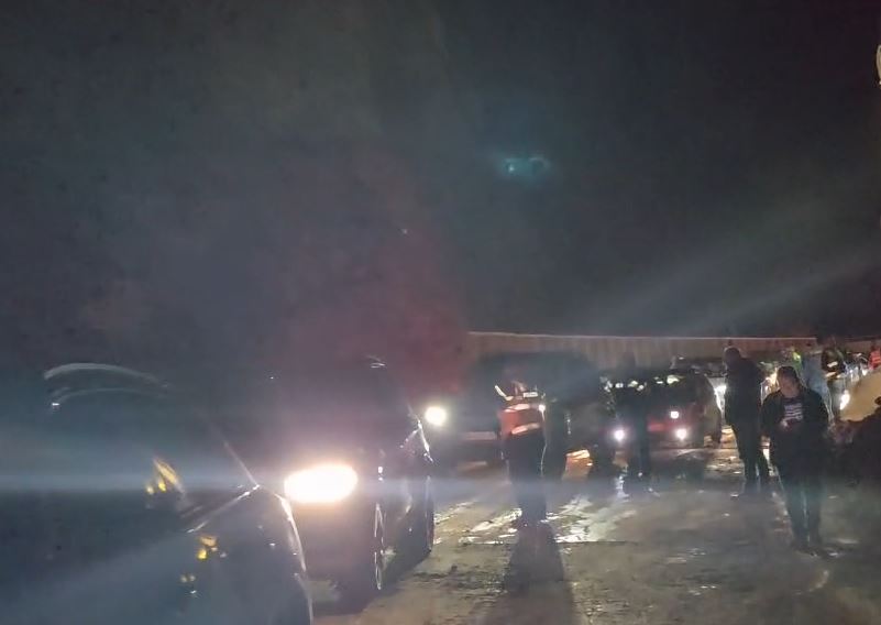 video/-firma-“ank”-kryente-punime-ne-koder-dhe-shkaktoi-rreshqitje-te-gureve,-zhbllokohet-pas-8-oresh-aksi-librazhd-prrenjas