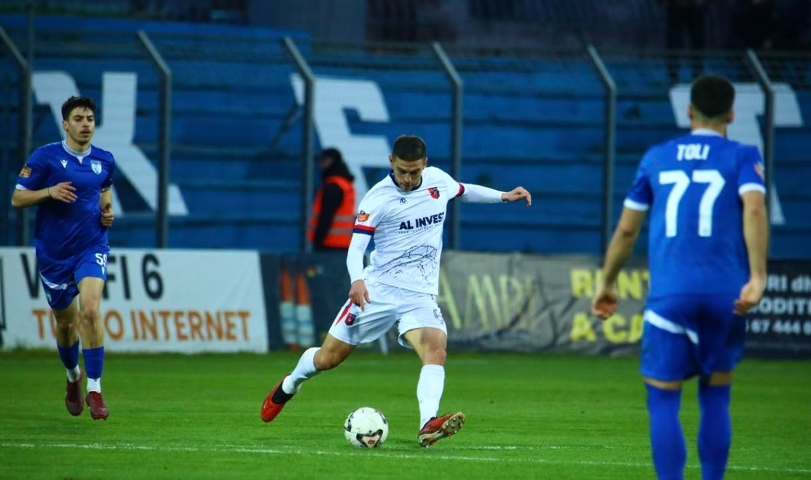 abissnet-superiore:-tirana-i-ben-surprizen-e-hidhur-egnatias,-vllaznia-“gropos”-teuten-ne-durres