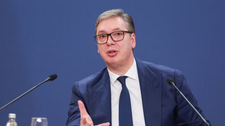 ne-pronesi-te-nje-zyrtari-te-partise-se-vucicit/-u-kapen-5-tone-droge,-presidenti-serb:-shteti-nuk-ka-asnje-lidhje!