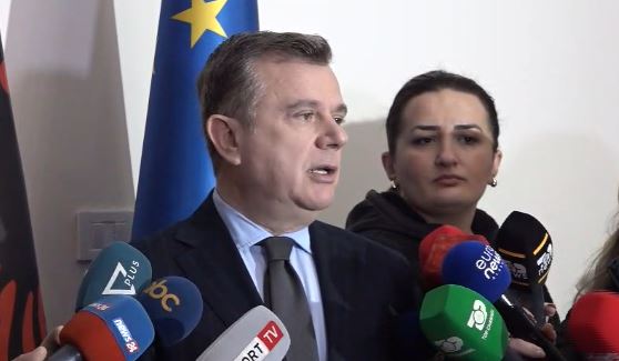 “berisha-per-3-muaj-s’i-le-te-vijne-ne-mbledhje”/-mblidhet-sot-“territorialja”,-paralajmeron-balla:-nese-demokratet-mungojne,-marrim-mekanizma-zhbllokues