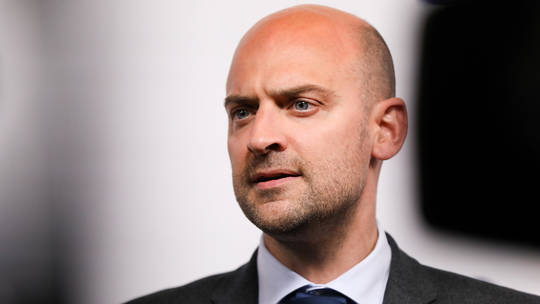 franca-kerkon-qe-be-te-negocioje-me-rusine:-duhet-te-mbrojme-interesat-pa-ia-deleguar-pergjegjesine-te-tjereve