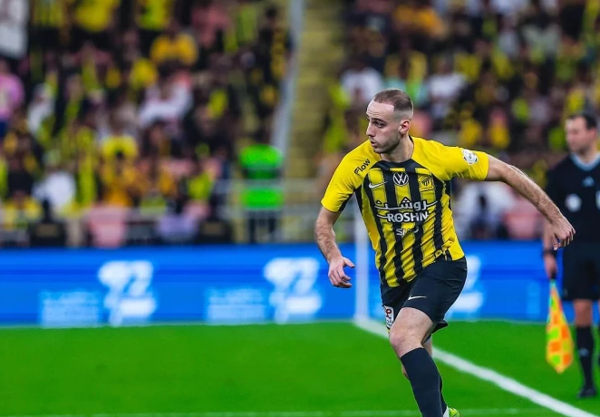 al-nassr-pas-mario-mitaj,-al-ittihad-kthen-pergjigjen-per-mbrojtesin-kuqezi