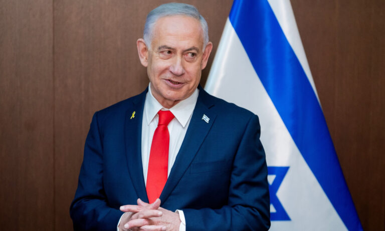 tensionet-me-iranin/-paralajmeron-netanyahu:-kushdo-qe-na-sulmon-do-te-perballet-me-pasoja,-izraeli-eshte-gati!