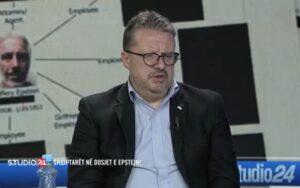 video/-trondit-hazizaj:-vajzat-shqiptare,-adoleshente-te-veteorganizuara-ofrojne-s*ks-online