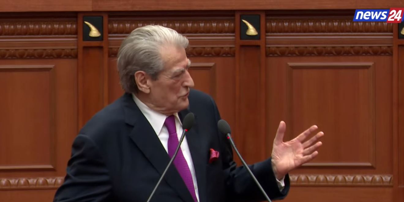 “mandati-po-kthehet-ne-parzmore-te-vjedhjes-se-‘lubise’”,-berisha:-parlamenti-po-ben-grusht-shteti!-spak-kerkoi-arrestimin-e-ballukut…