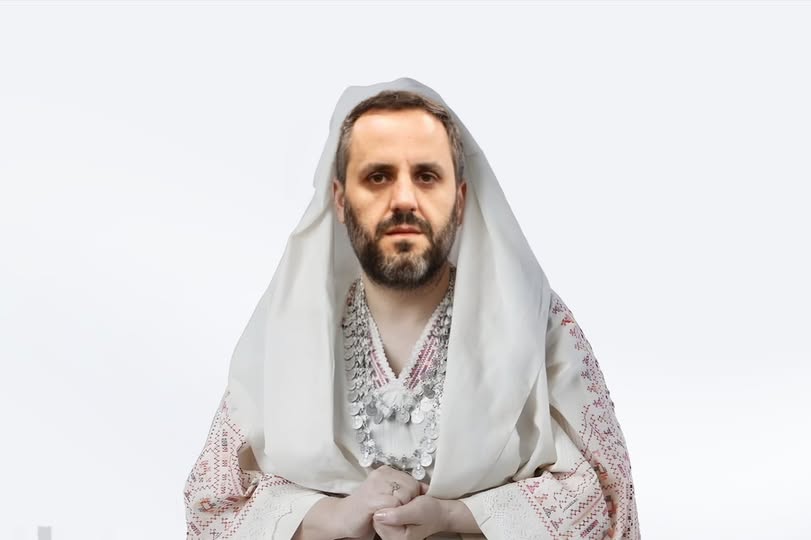 “kemi-uje-vetem-3-ore-ne-dite”,-ilir-meta:-‘diella’-e-drejtesise,-pjelle-e-akshi-t,-te-mesoje-qe-dje-na-iken-42-here-dritat-ne-burg